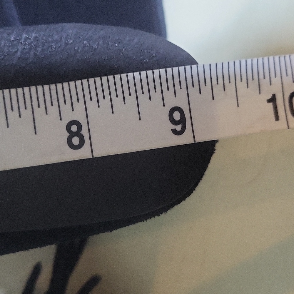 Minnetonka NWOT Black Suede Fringed Boots - Picture 8 of 9